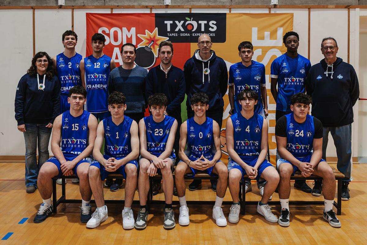 L'equip U18 Blanc Txots del Club Bàsquet Adepaf 2025/2026