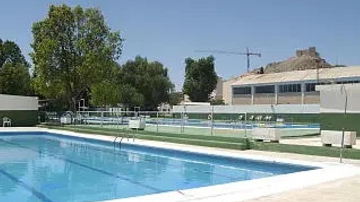 Piscina municipal de Mula