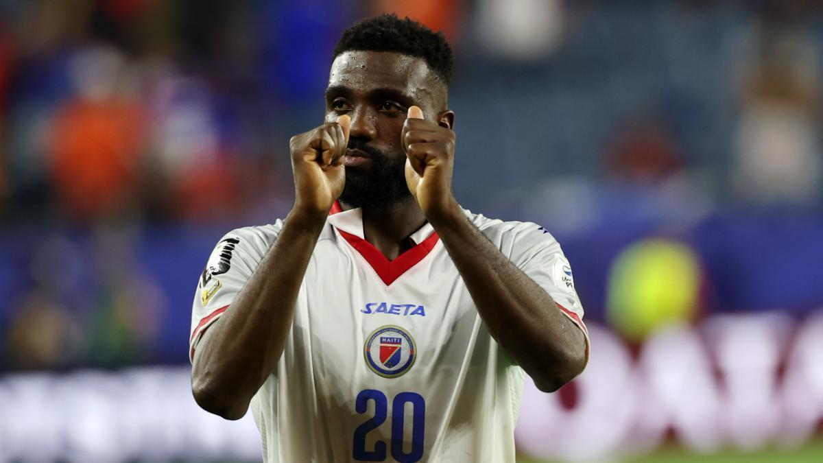 Frantzdy Pierrot, futbolista de Haití que disputó el Mundial