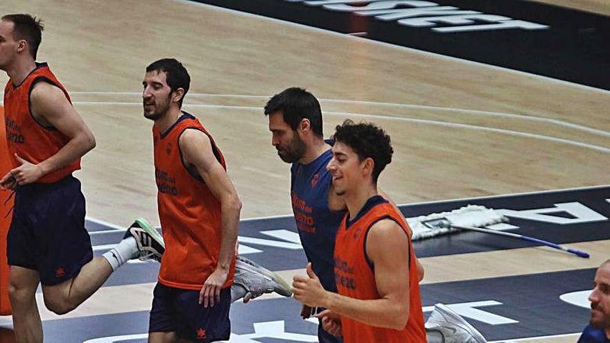 El Valencia Basket se ejercitó ayer en L&#039;Alqueria del Basket antes de viajar en la mañana de hoy, mismo día del partido, a Múnich