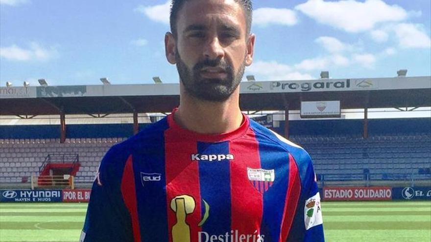 El Extremadura firma más talento con la llegada de Jairo Izquierdo