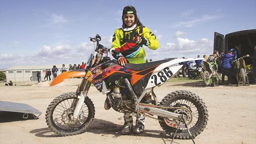 Nira Cortés: &quot;En el motocross no hay discriminación&quot;