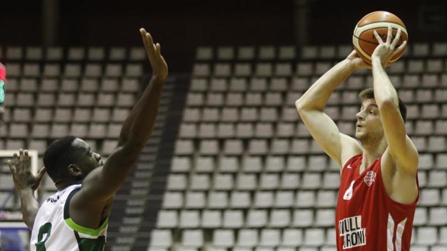 El Bàsquet Girona continua llançat (75-77)