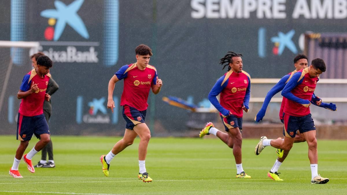 ENTRENO FC BARCELONA. FOTO: Valenti Enrich