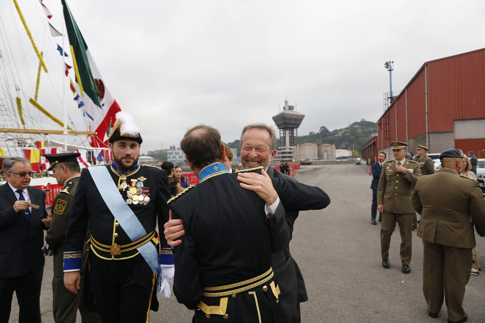 En imágenes: Así es el «Cuauhtémoc», el imponente barco de México que acaba de llegar a Gijón