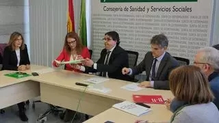 Extremadura ofrecerá contratos a los MIR antes de que acaben su residencia