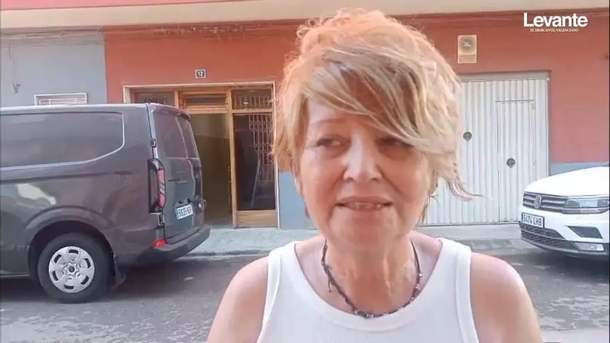 Una vecina del incendio de Alberic solo pensaba en salvar a una niña de las llamas