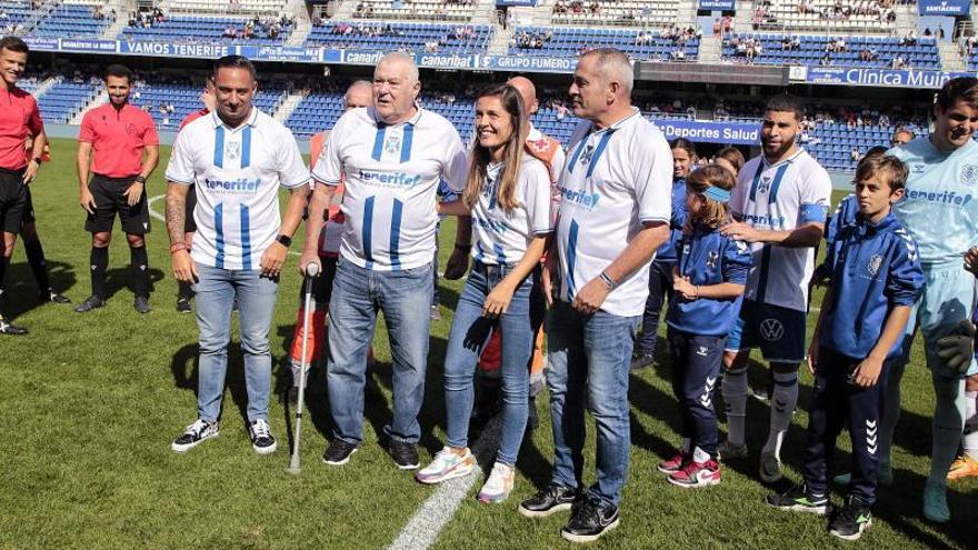 Suso Santana, Alberto Molina, Xisela Aranda y Toño Hernández, en el partido del centenario.