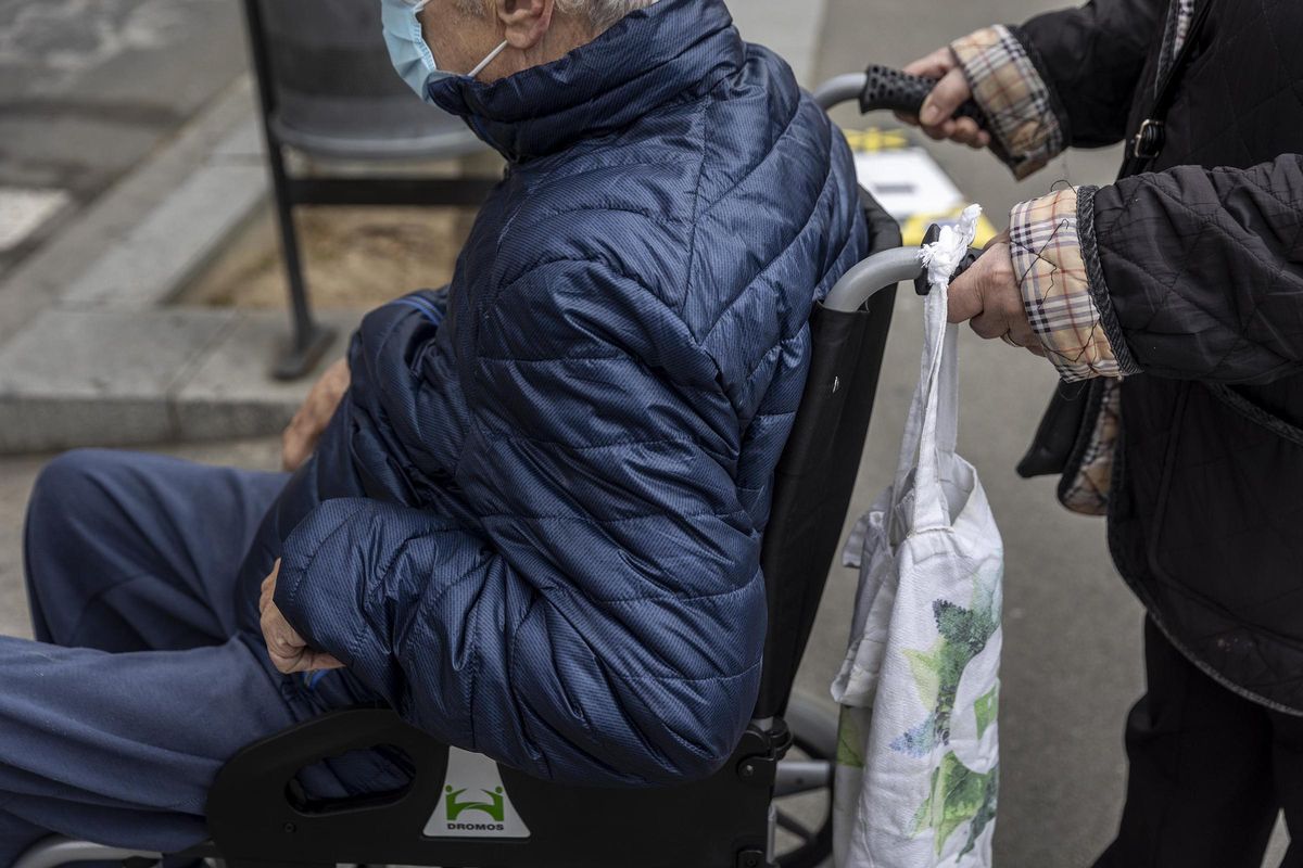 "Qué deleznable que no prescriba reclamar dinero a las personas dependientes más vulnerables"