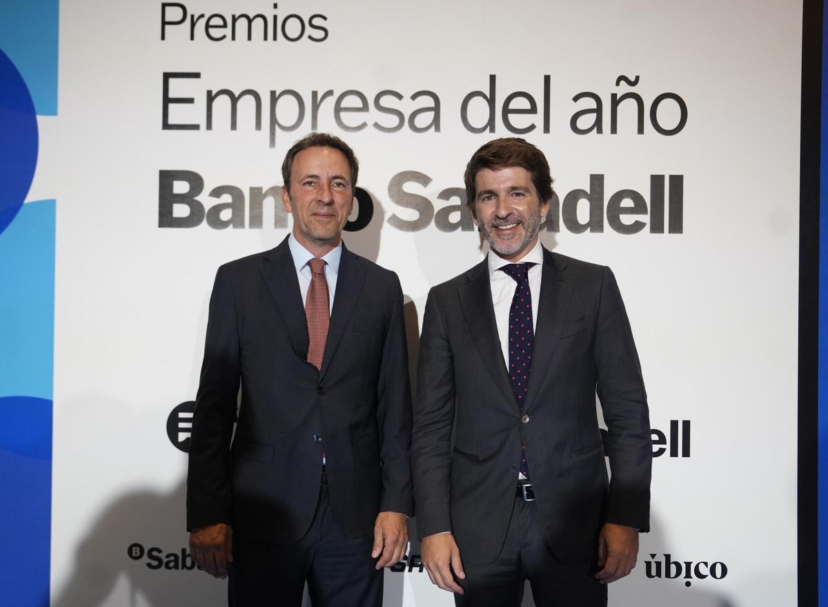 Sergi Guillot, director general de Prensa Ibérica, y Carlos Ventura, director general y director de Banca de Empresas y Red de Banco Sabadell.