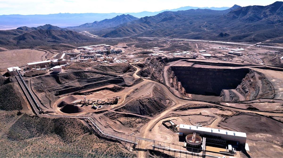 Extracción de materiales en zona minera