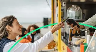 Así es la tarjeta de débito de imagin para pagar y sacar efectivo sin comisiones en el extranjero