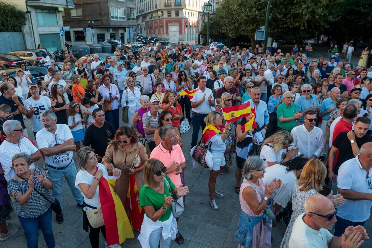 Un momento de la protesta vivida esta tarde en Vilagarcía.