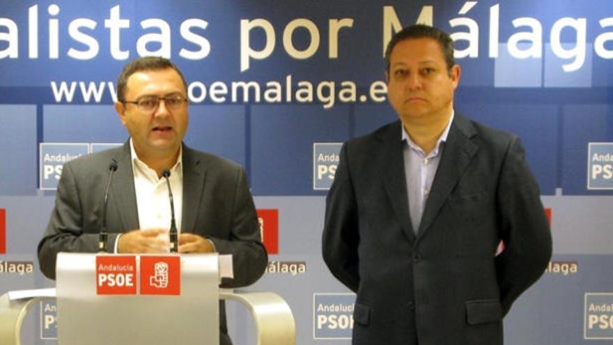 Miguel Ángel Heredia y Enrique Benítez, este martes en rueda de prensa.