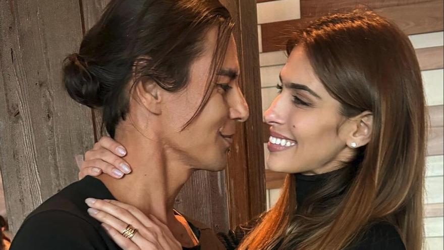 Julio Iglesias Jr y Ariadna Romero disfrutan de su amor y la noche madrileña