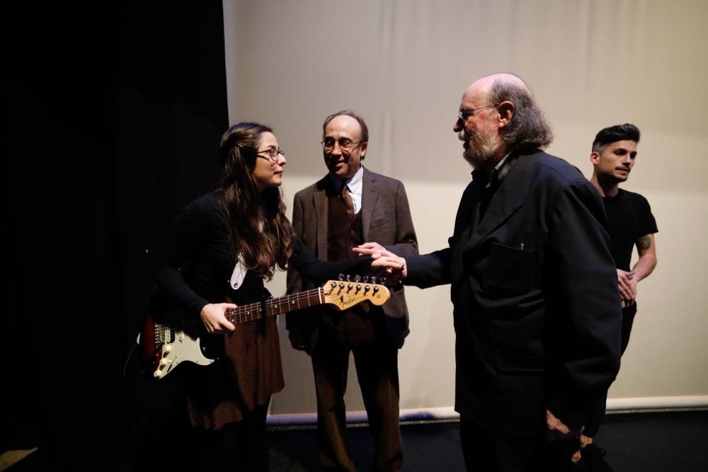 Zamora canta a Joaquín Díaz