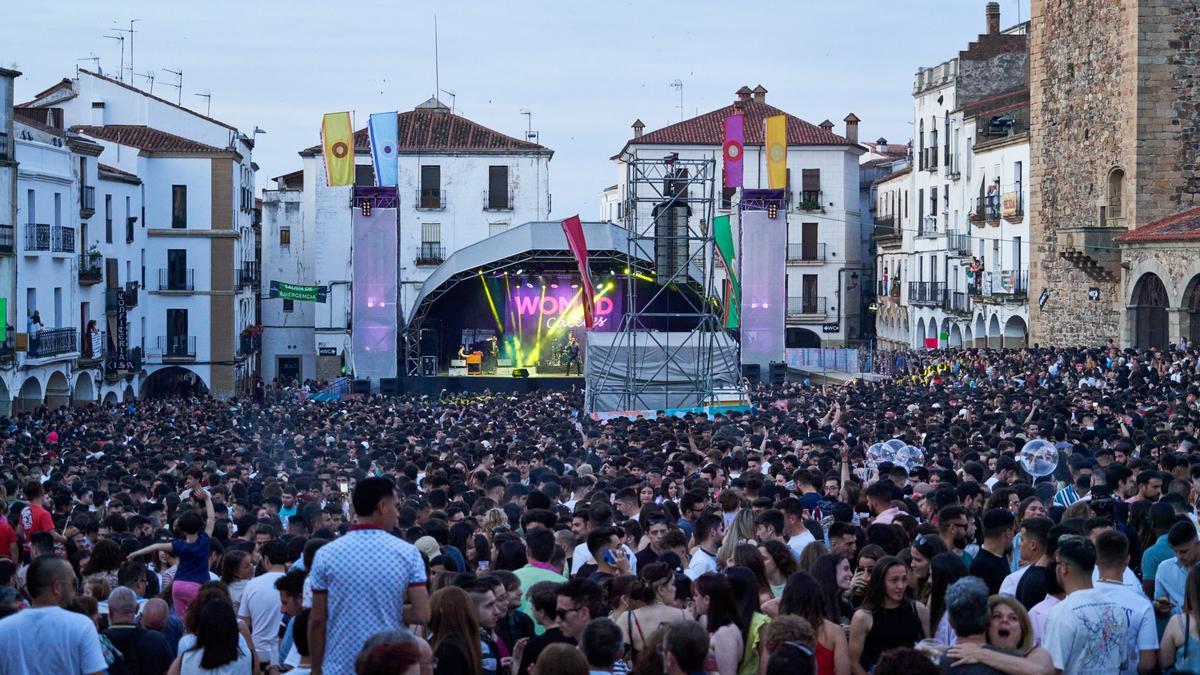 La plaza Mayor, abarrotada de público el pasado sábado.