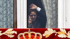 Felip Joan Froilà, en una finestra del Palau Reial, després de la cerimònia de proclamació del rei Felip VI que s’ha celebrat a les Corts.