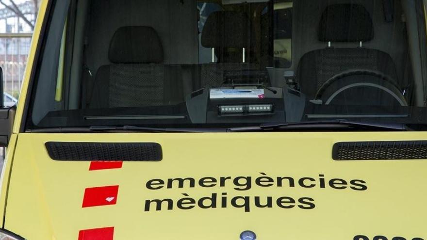 Mor una nena de 14 anys en caure accidentalment des d&#039;un onzè pis per un celobert