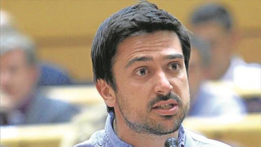 Podemos ataca a PP y Cs por su discurso «xenófobo y racista»