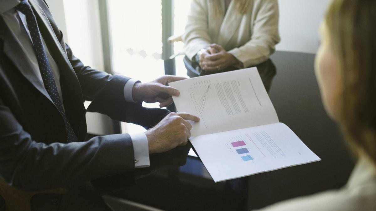 Si estás pensando en invertir en 2026, antes de decidirte por un producto, debes hacer una planificación financiera personal, mejor de la mano de una asesoría independiente.