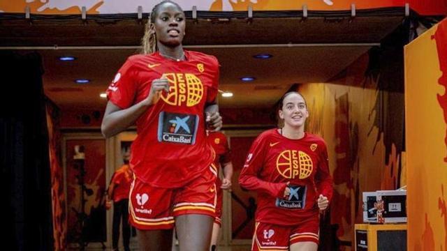 Awa Fam, en primer término, e Iyana Martín, ayer en Berlín. |
