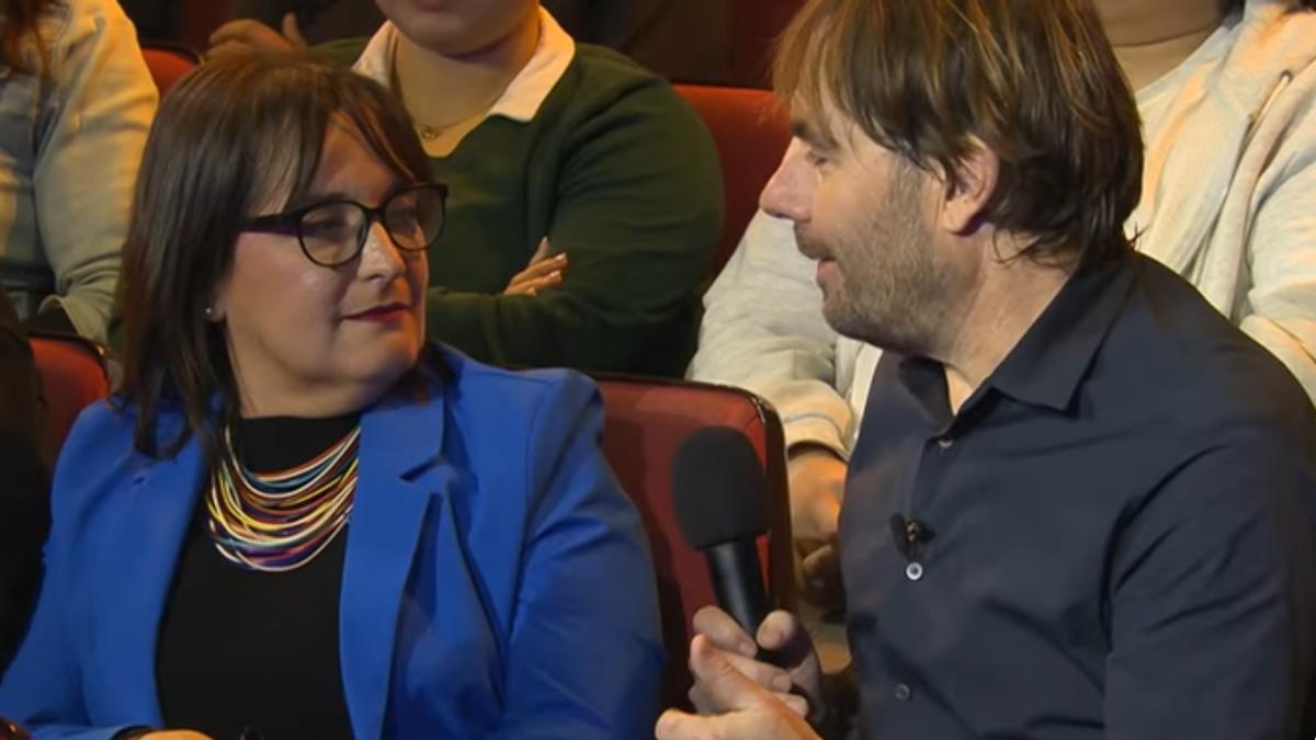 La Mónica, veïna de Navarcles, amb Quim Masferrer al Monòleg de l'Any de TV3