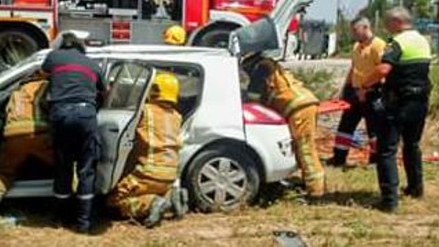 Imagen de la intervención de rescate de Bomberos, Policía Local de Callosa y Guardia Civil