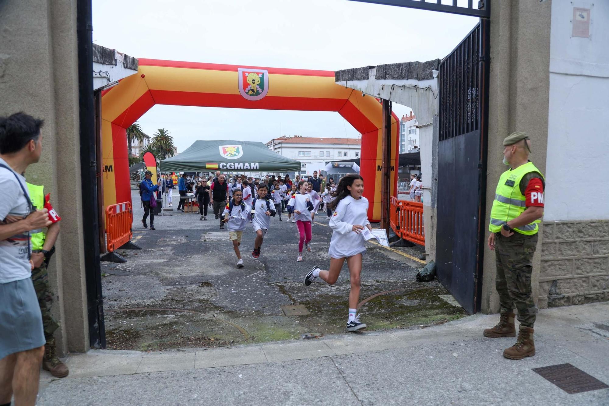 Carrera infantil en el Día de las Fuerzas Armadas en A Coruña