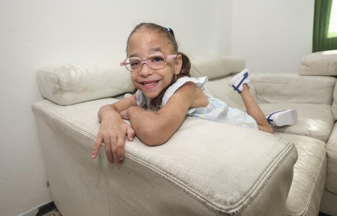 Briana Trujillo, la pequeña canaria con una enfermedad rara en la piel