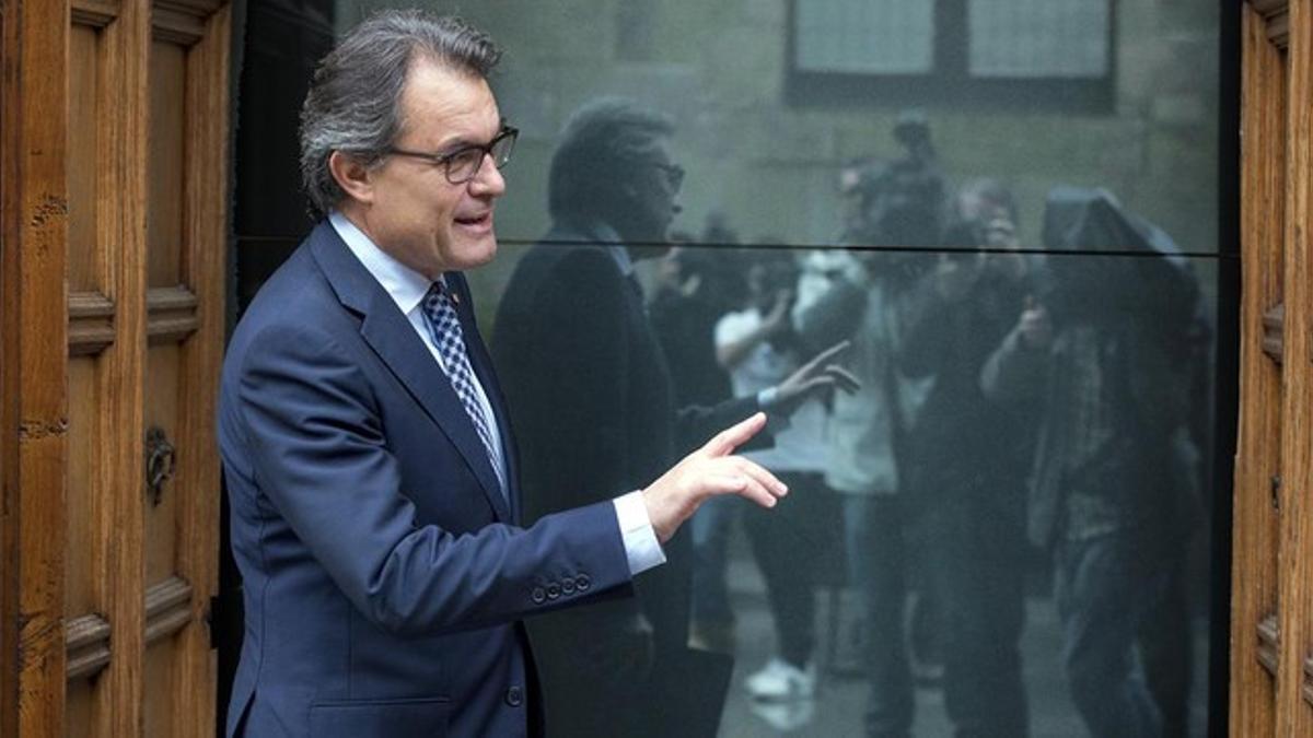 El 'president' Mas,  antes de entrar en la reunión del Consell Executiu en en el Palau.