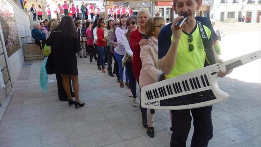 CITA DE 300 mujeres DE LA COMARCA en logrosán