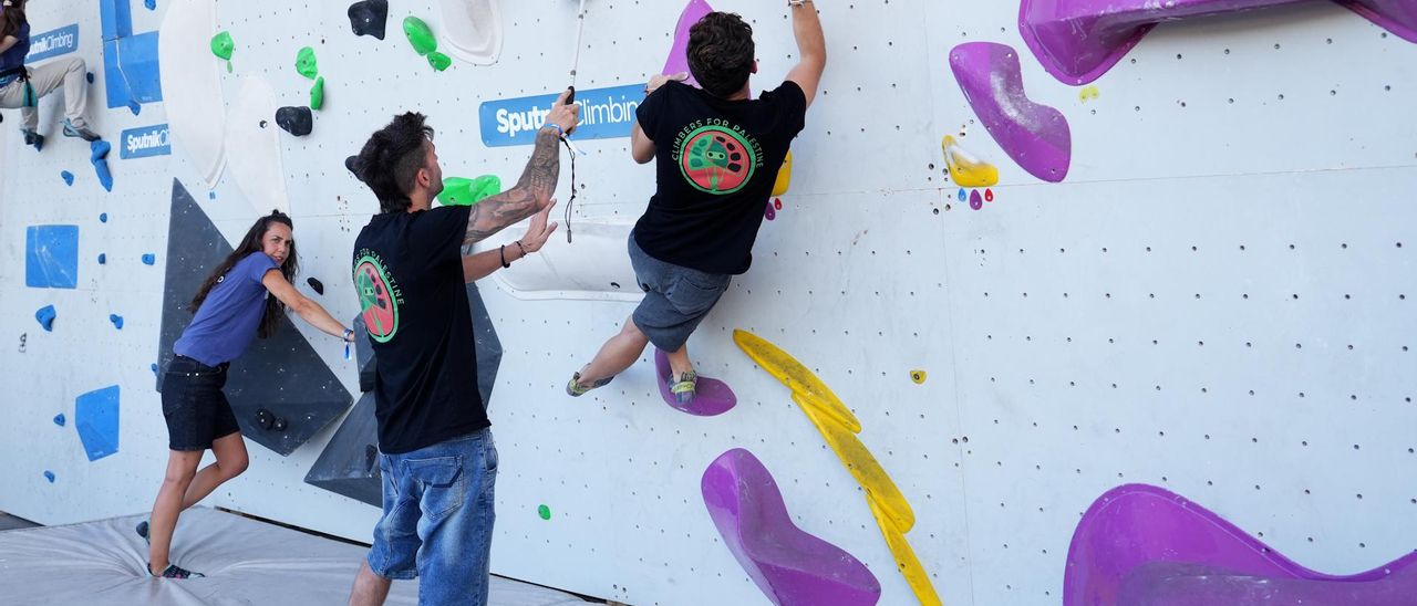 Una exhibición de paraescalada para derribar barreras internas y prejuicios externos