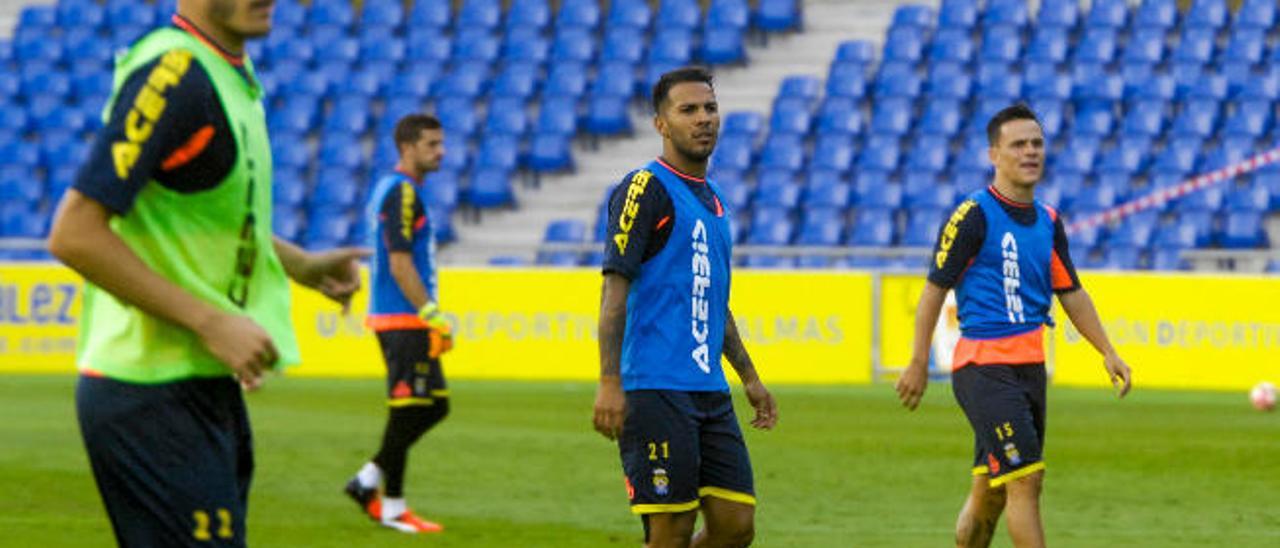 Jonathan Viera, en el entrenamiento de ayer.