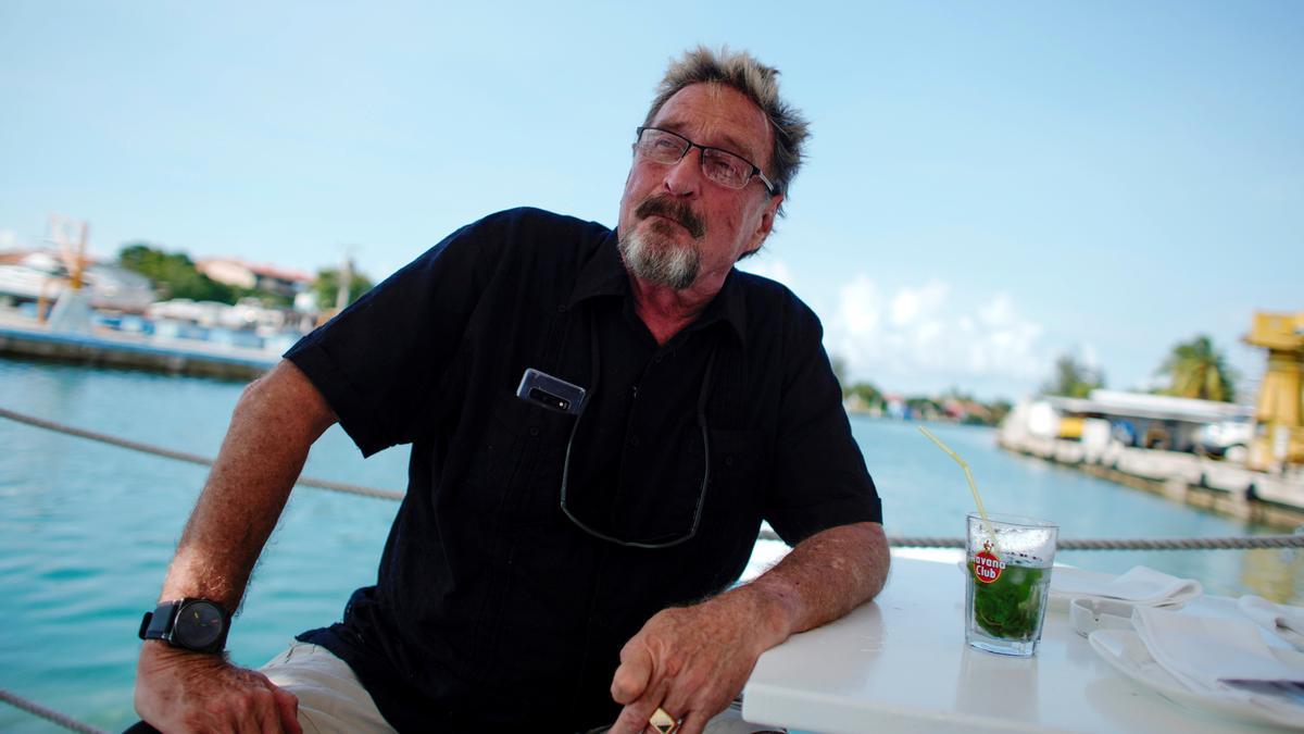 John McAfee, durante una entrevista en La Habana