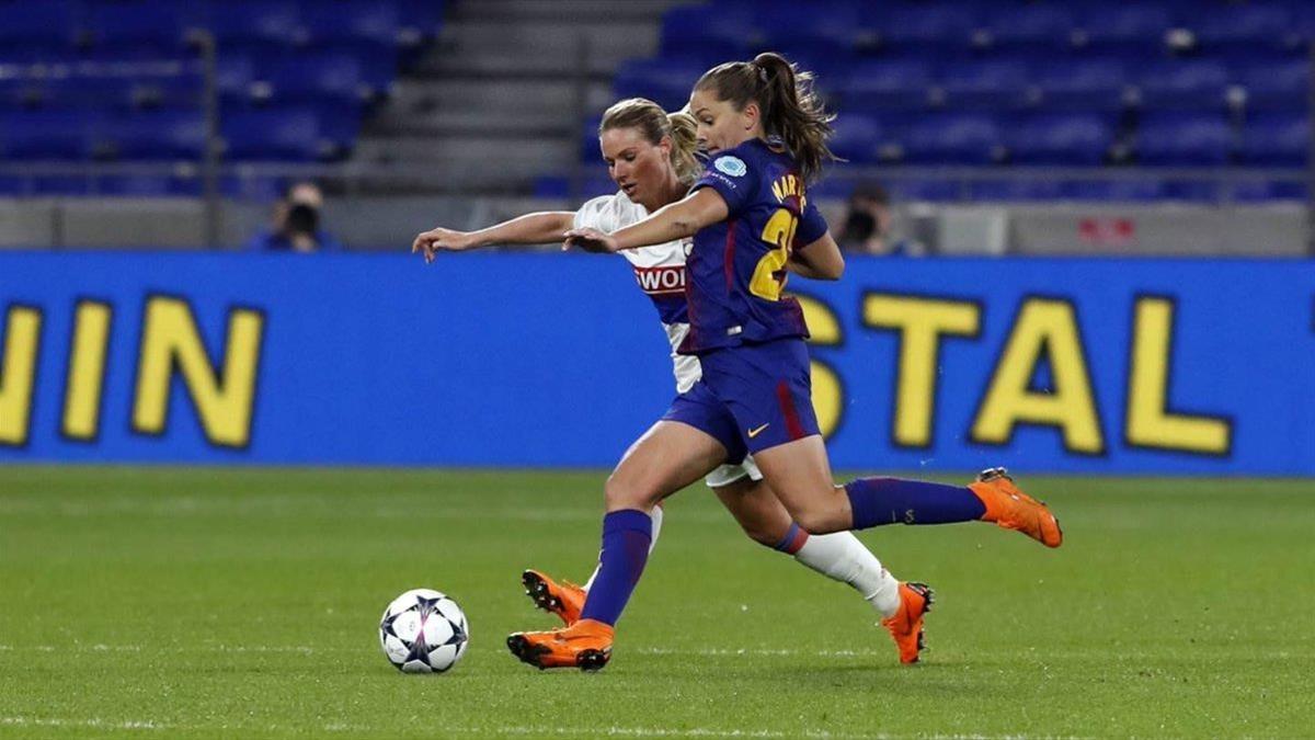 Martens, durante un acción del partido en Lyon.