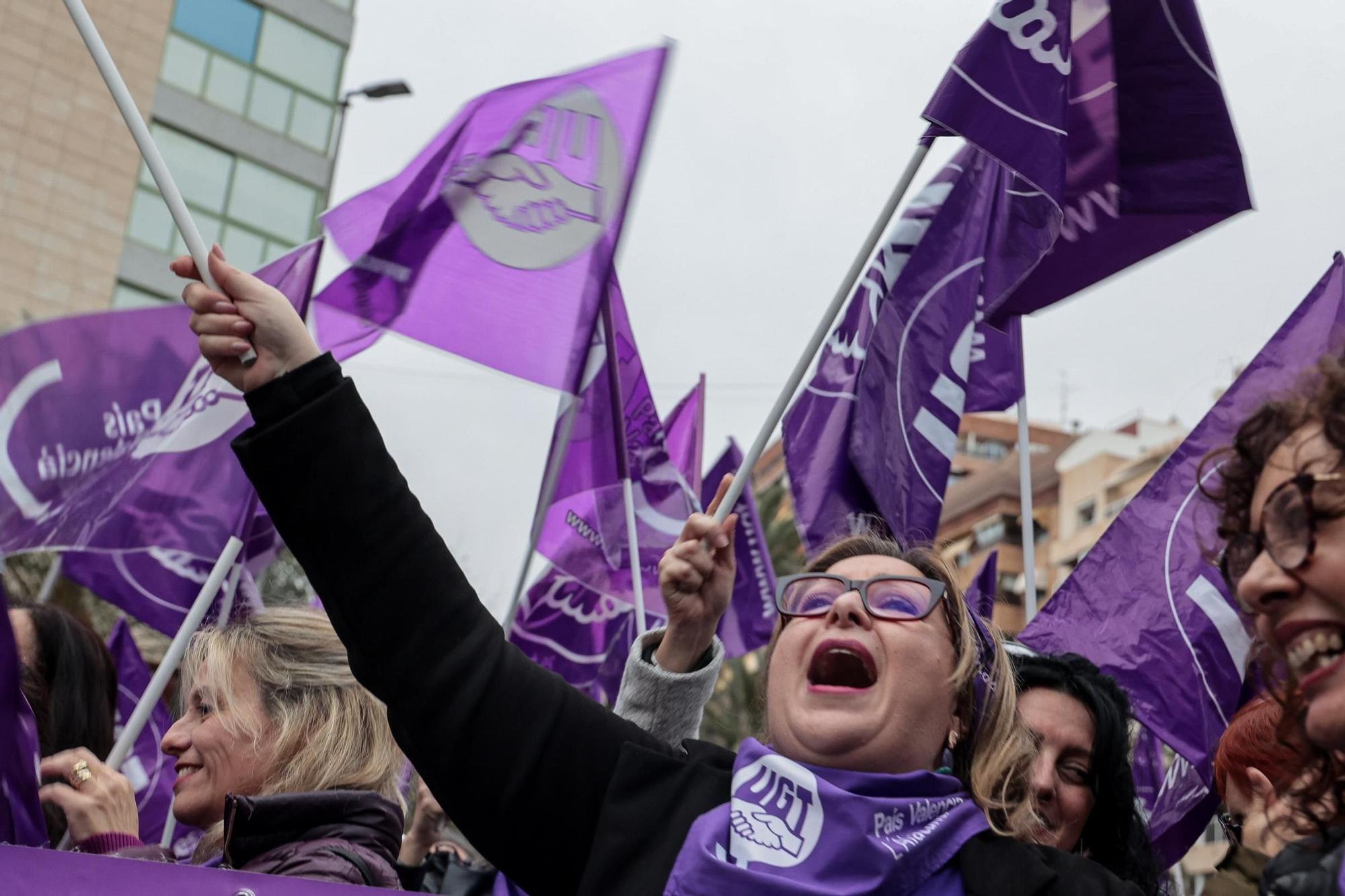 Marcha 8M en Alicante, día de la Mujer