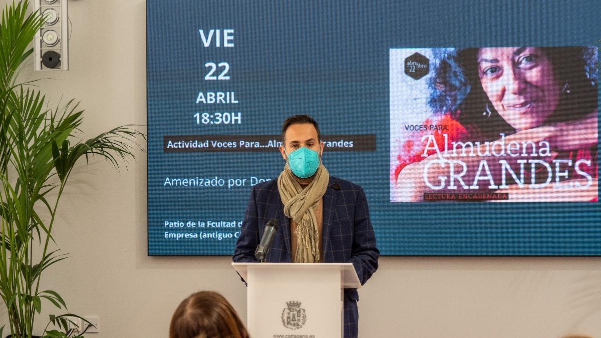 Presentación del homenaje a Almudena Grandes en Cartagena.