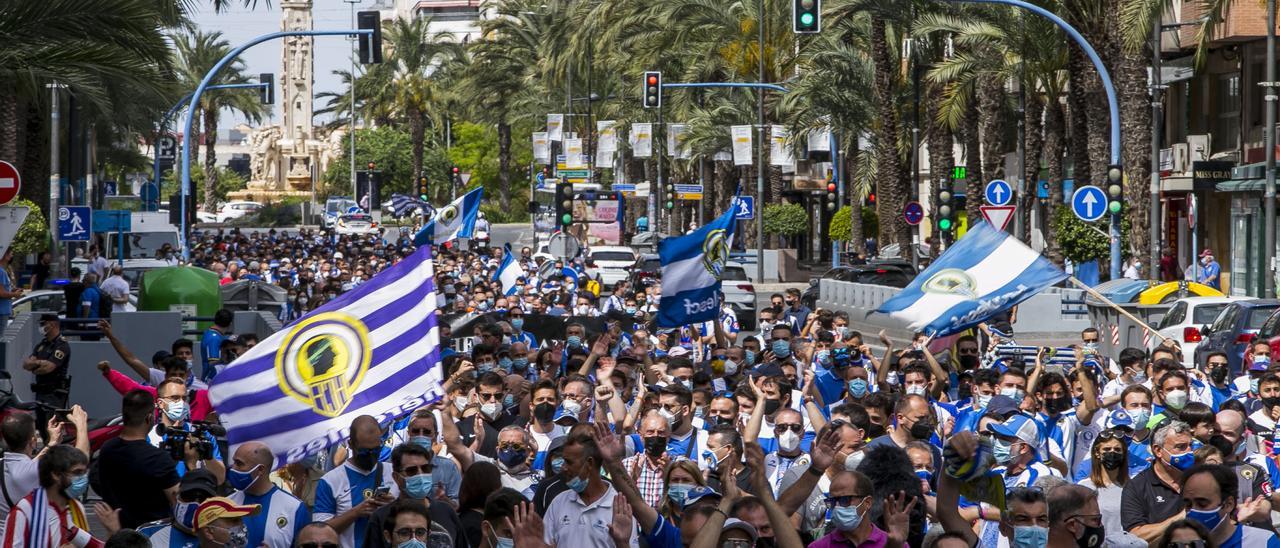 Un instante de la manifestación del domingo