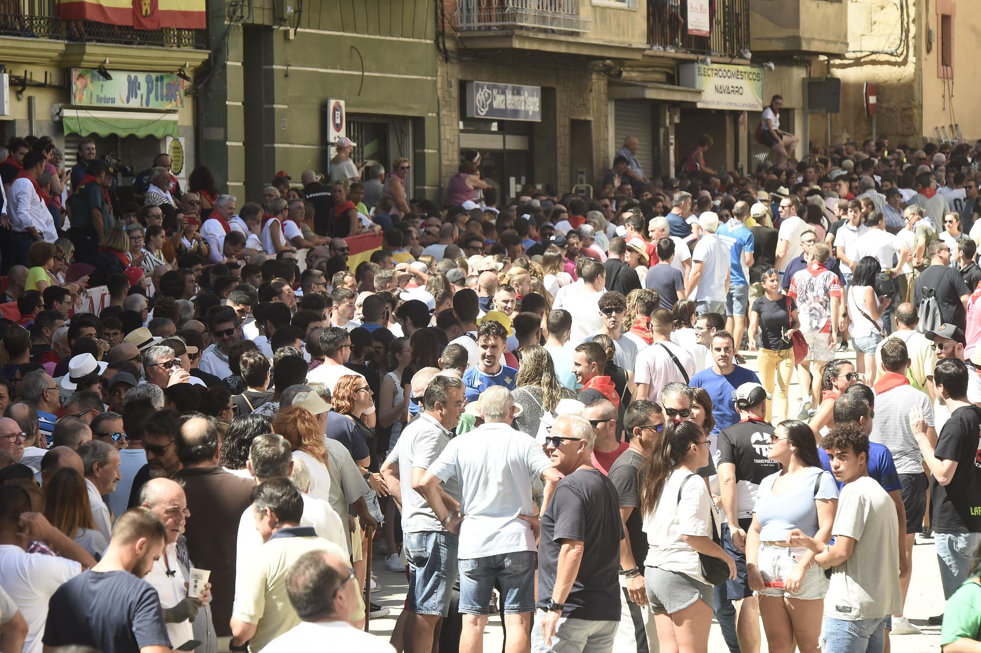 Fotos de ambiente y de la segunda Entrada de Toros y Caballos de Segorbe