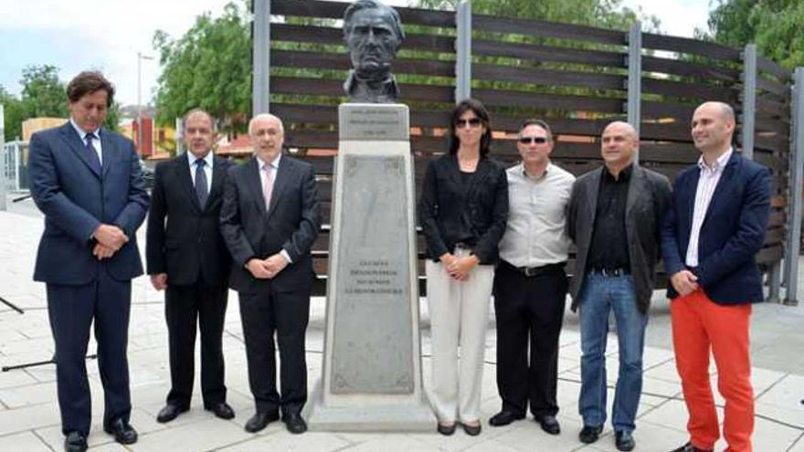 De izquierda a derecha, Luis Molina, Jorge Figueredo, Antonio Morales, Gloria Rodríguez, Walter Umpiérrez, Víctor García y Juan José Gil. | yaiza socorro