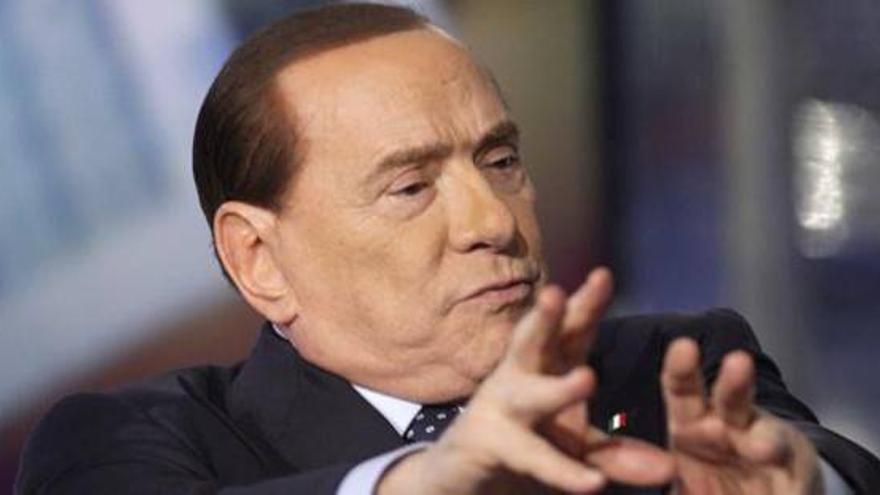 Berlusconi, hospitalizado por una inflamación en el ojo