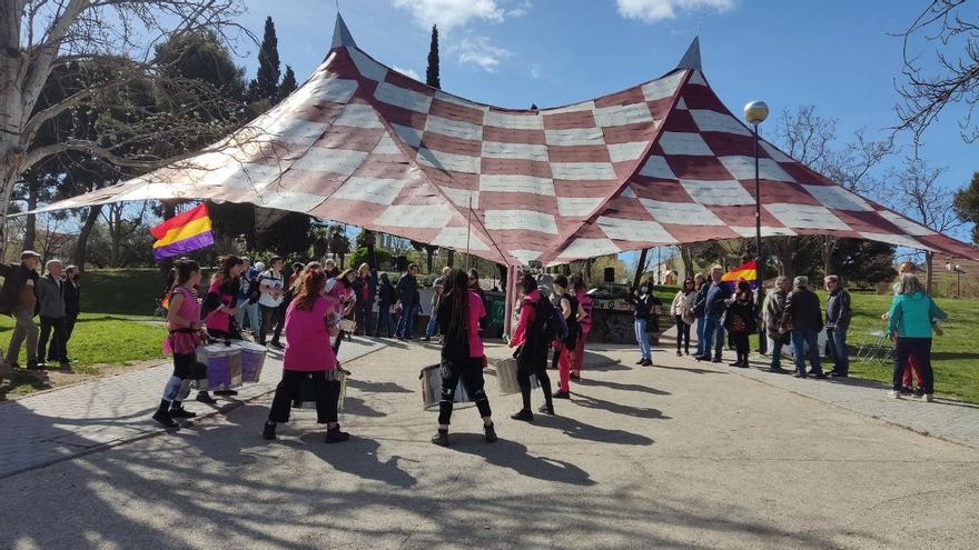 Distintas organizaciones ciudadanas y políticas reivindican la República en la III Catorceabrilada de Zaragoza