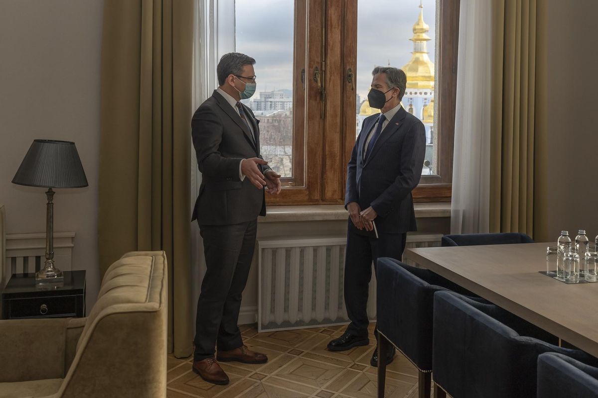 Frenesí diplomàtic per evitar la confrontació bèl·lica a Ucraïna Frenesí diplomàtic per evitar la confrontació bèl·lica a Ucraïna