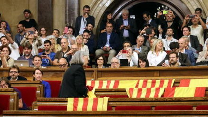 Les entitats sobiranistes celebren &quot;el pas endavant&quot; del Parlament amb la llei del Referèndum