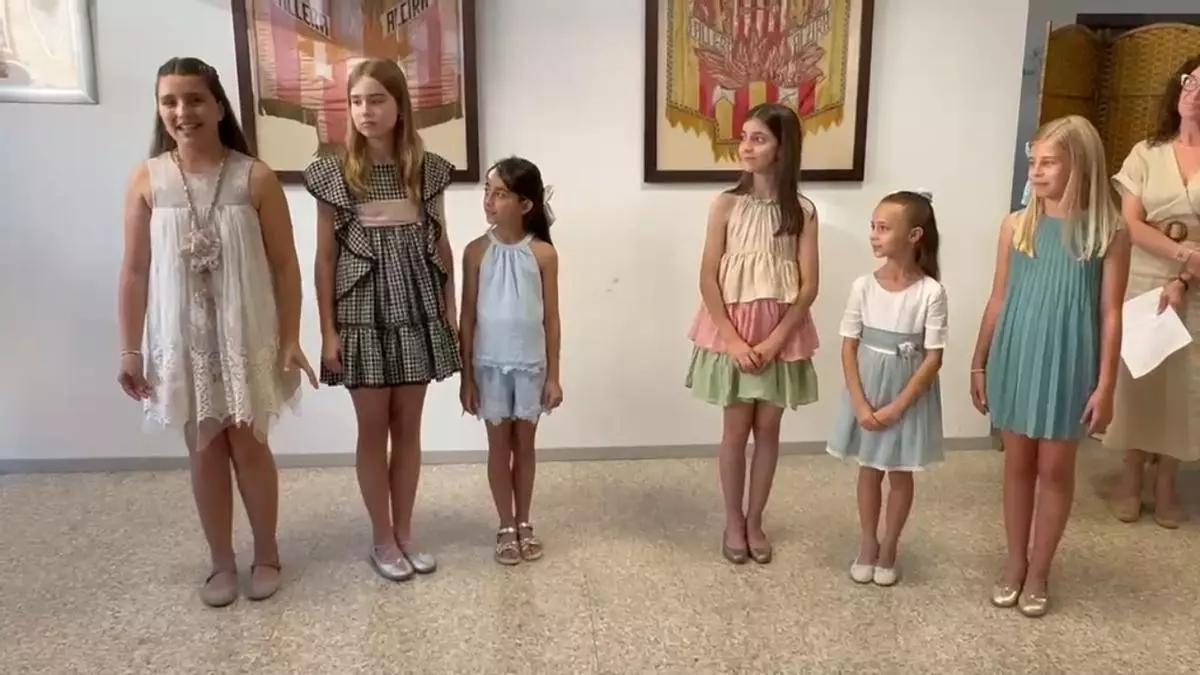 Estas son las candidatas al trono de fallera mayor infantil de Alzira