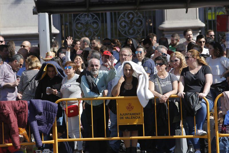 Búscate en la mascletà del 2 de marzo