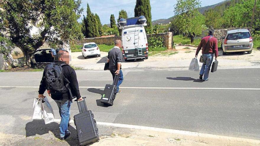 Matan de un tiro en la cabeza a una pareja tras intentar reventar la caja fuerte de su casa