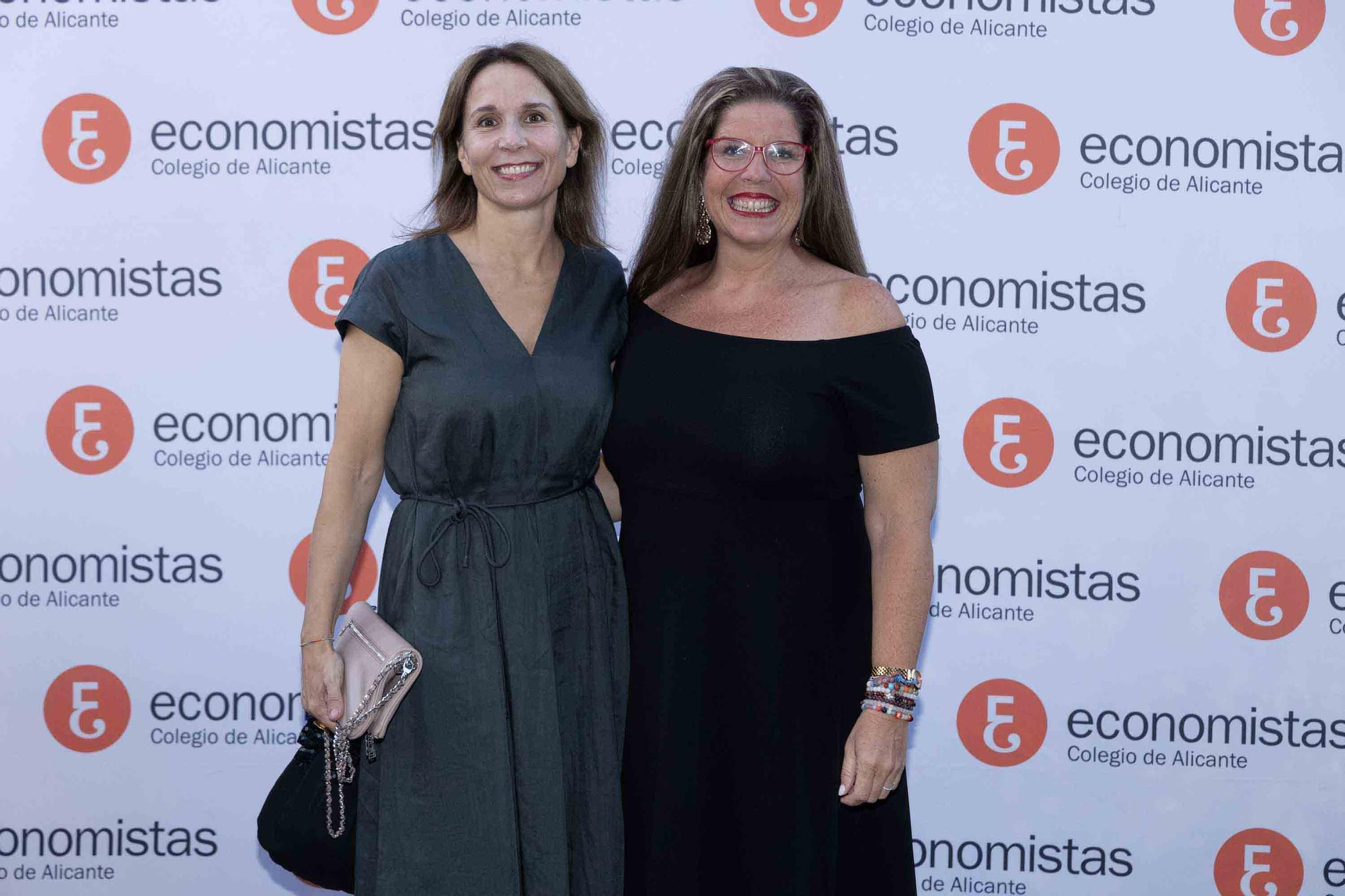 El Colegio de Economistas de Alicante celebra su cena anual en honor a su patrón