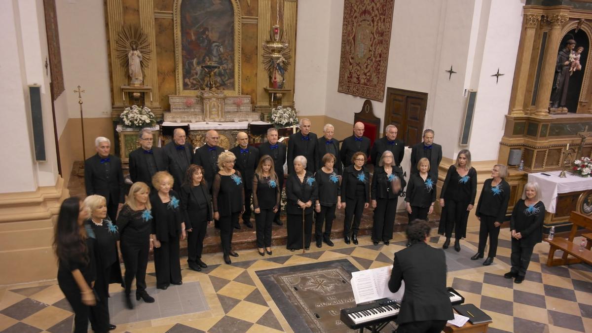El coro de Sobradiel, una de las agrupaciones subvencionadas.